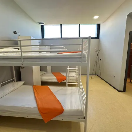 Beds & * Vigo