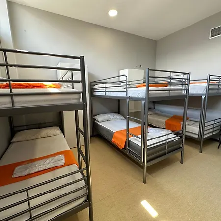 Beds&rooms Hostel *